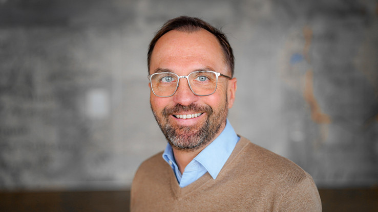 Christian Hofer, Geschäftsführer EliteBuildingArchiTec „Wir können mit hohem Automationsgrad planen. Das hat unter anderem zur Folge, dass die Planungssicherheit höher ist, auch weil wir selbst sehr komplexe Funktionen und Systeme schon im Vorfeld virtuell testen können“, erklärt Christian Hofer, Geschäftsführer EliteBuildingArchiTec