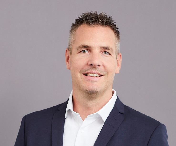 EPLAN eMANAGE Claas Schreibmüller.jpg: „Der volle Überblick über Kunden- wie Projektanforderungen gibt mehr Transparenz für alle an einer Maschinen-/Anlagenentwicklung beteiligten Stakeholder“, erklärt Claas Schreibmüller, Leiter Engineering Solutions bei EPLAN.